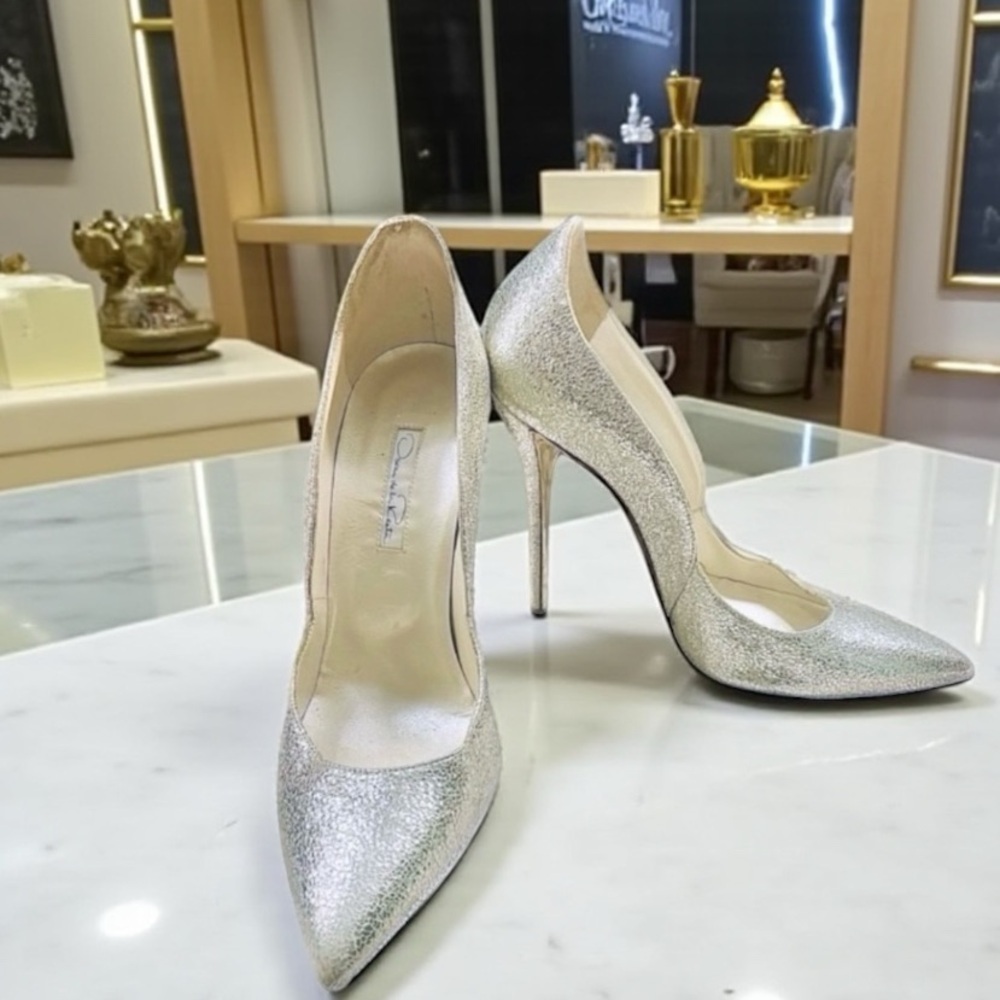 Oscar de la Renta Sabrina Silver Leather Stiletto Pumps Shoes 39